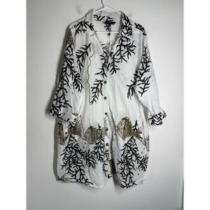 NWOT Club Z Collection Bohemian Beach Size 1X Shirt/Cover Up Color White Multi